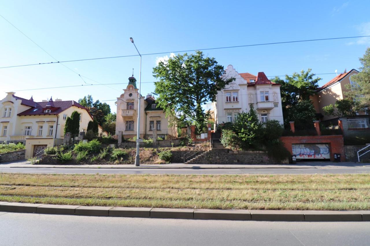 Apartment Relax Strasnice: With Private Infra-Sauna ! Prag Exterior foto