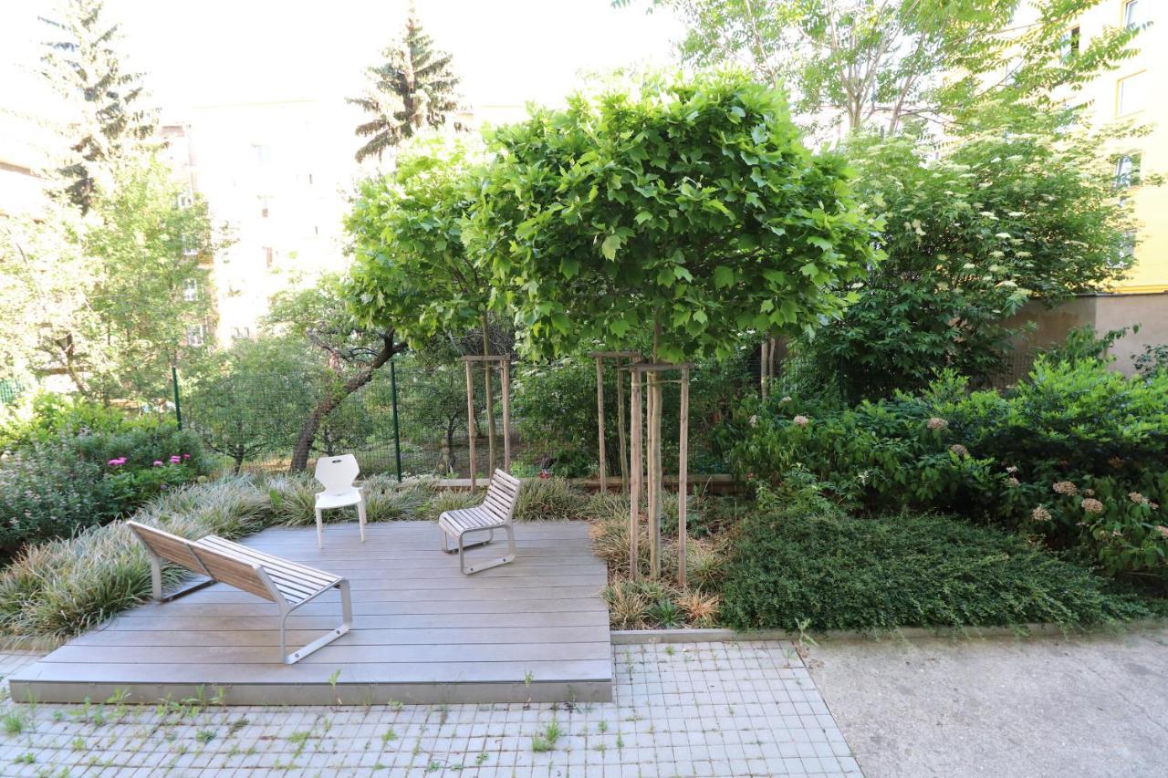 Apartment Relax Strasnice: With Private Infra-Sauna ! Prag Exterior foto